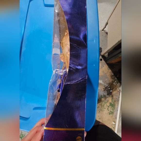 Barbie Collector Edition Holiday Angel Doll - Picture 5 of 10